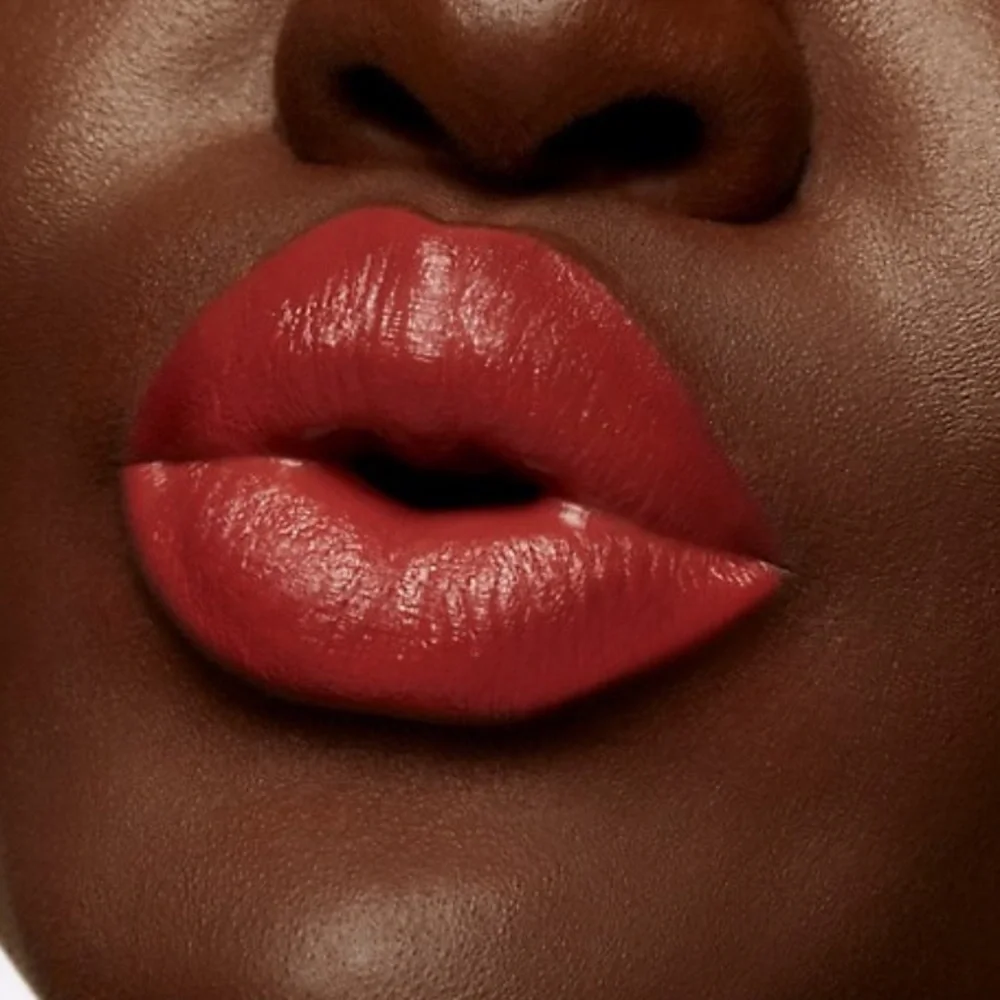 MAC Love Me Liquid Lipcolour Bated Breath